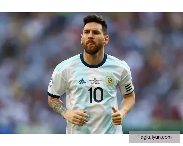 梅西持续保持高水平状态，数据表现稳健引发广泛关注